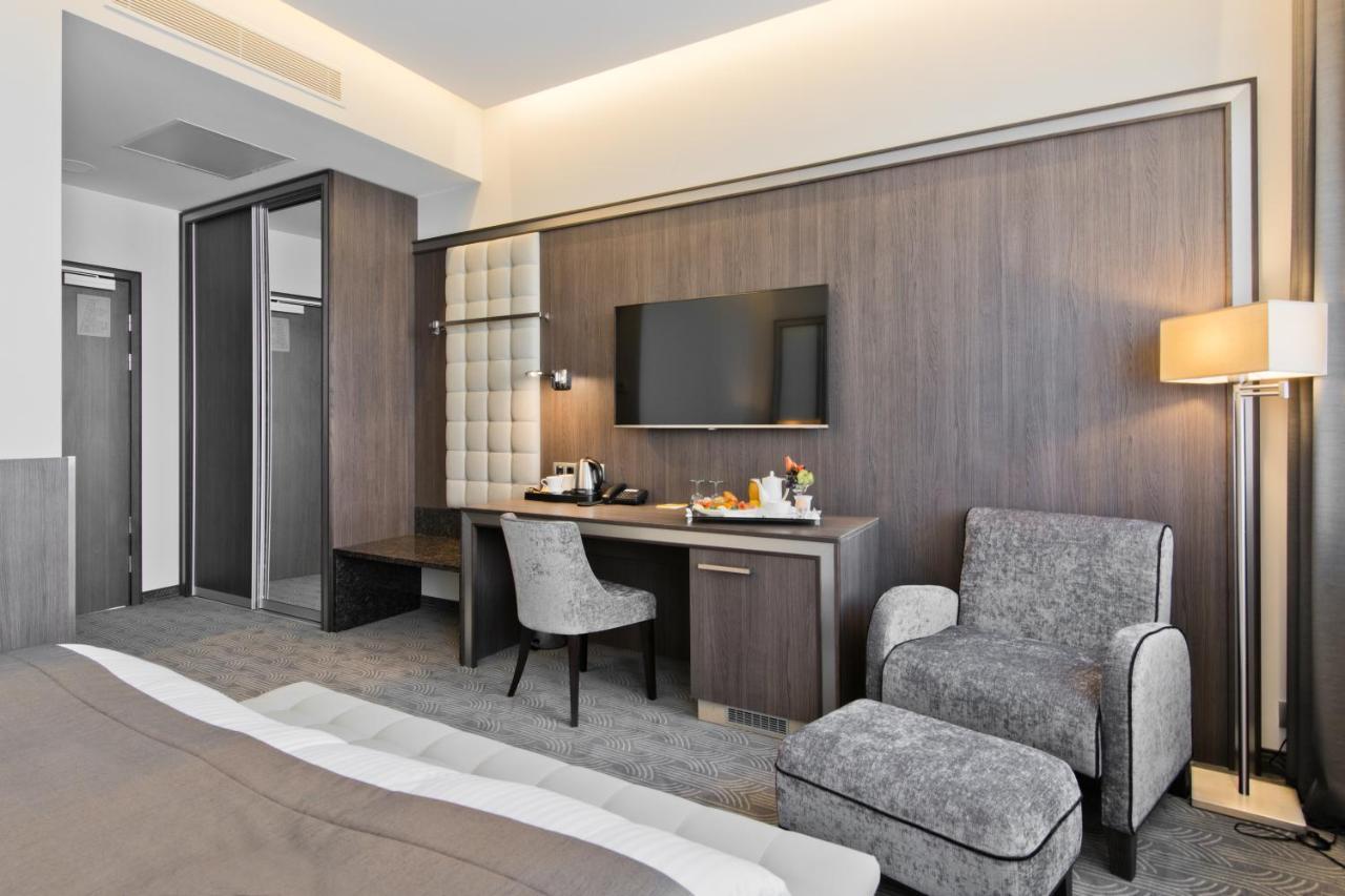 Congress Avenue Hotel Vilnius Luaran gambar